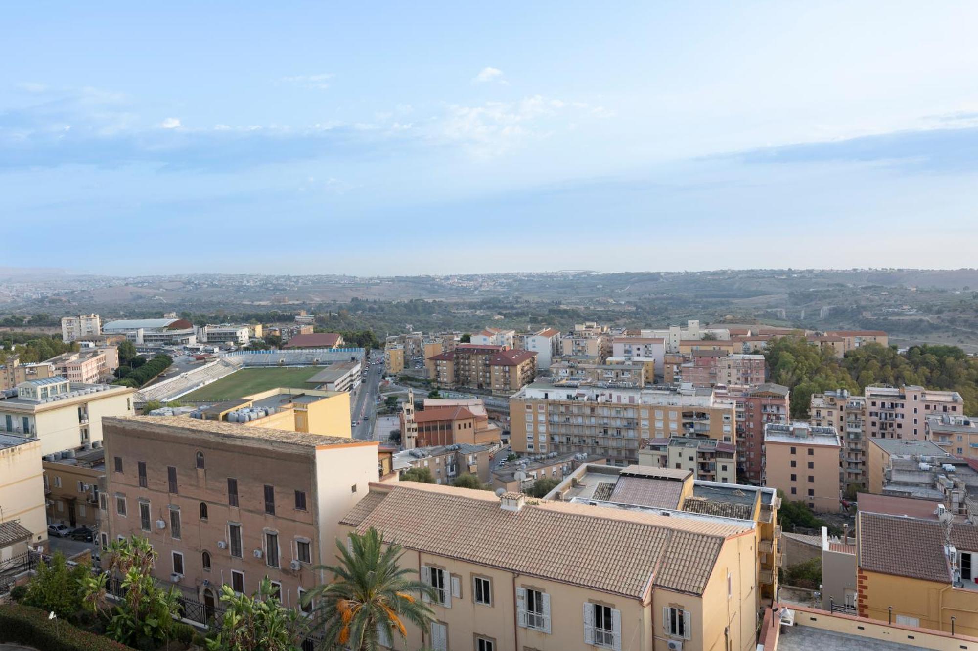 Deluxe apartment Milia Agrigento Buitenkant foto